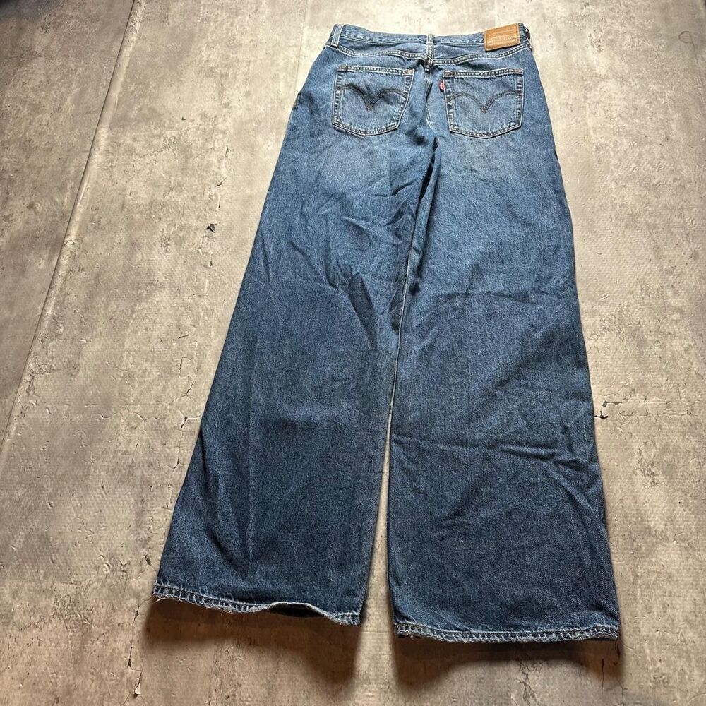 Levi-s Women's Blue and Navy Jeans